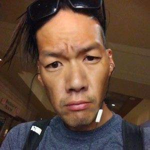 Meet your Posher, Posh